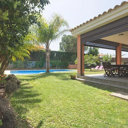 Amplio Chalet Con Jardin Piscina Y Vistas Al Mar Conil De La Frontera