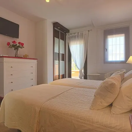 Amplio Chalet Con Jardin Piscina Y Vistas Al Mar Conil De La Frontera