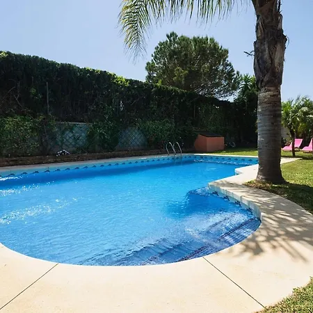 Amplio Chalet Con Jardin Piscina Y Vistas Al Mar Holiday home Conil De La Frontera